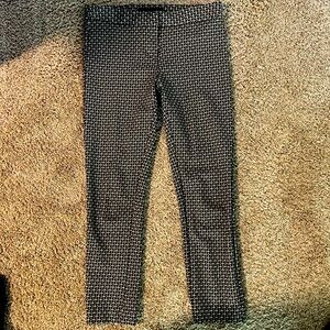 Amanda & Chelsea Size 2 pencil fit dress pants slacks with stretch